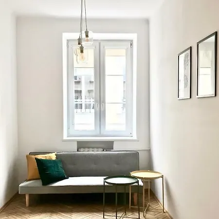 Chmielna Warsaw Plus Exterior photo